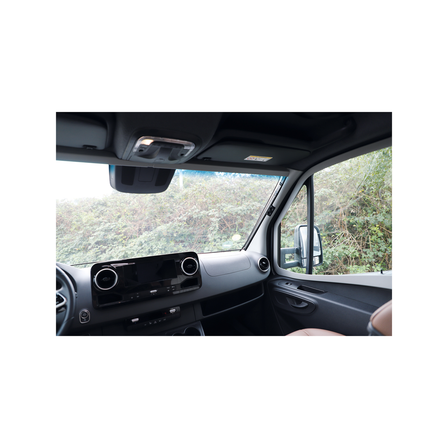 Remis etuikkunan pimennysverho REMIfront 4, MB Sprinter 2019-> + sadetunnistin