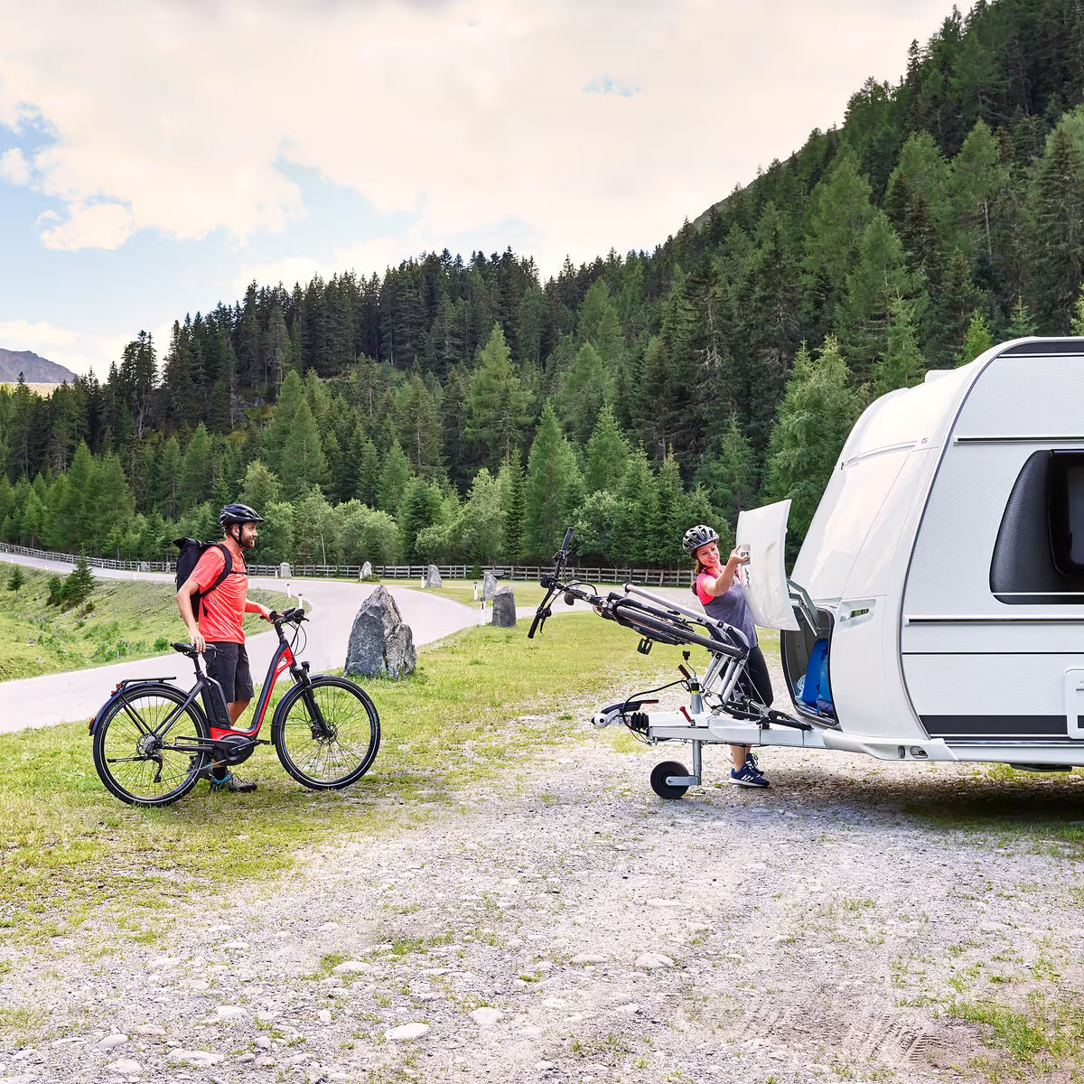 Thule polkupyöräteline Caravan Superb, alumiini, Short