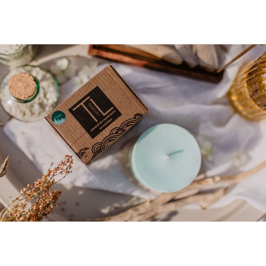 Hand-made Soy Wax Candle with Forest Scent - Mint Green