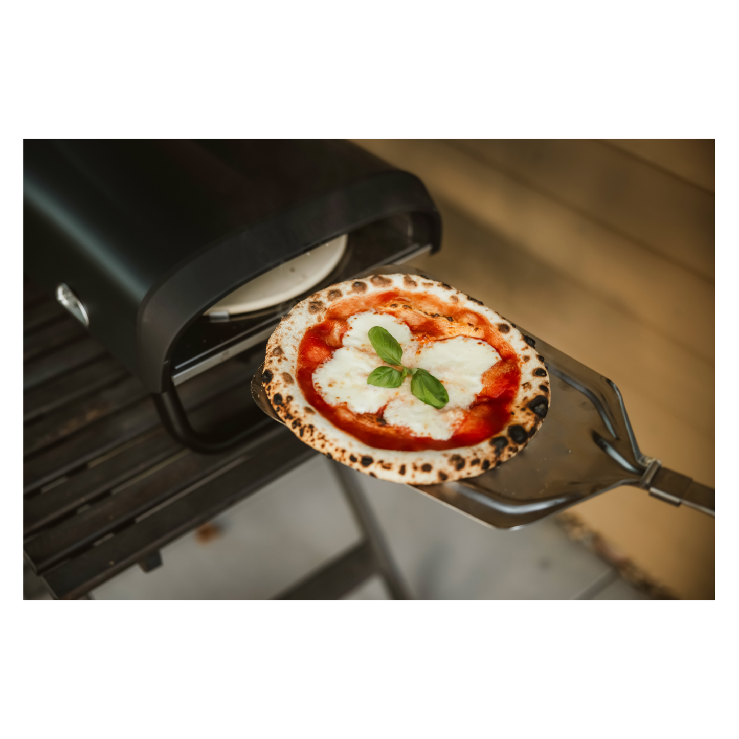 Enders Paco Rotate -kaasukäyttöinen pizzauuni pyörivällä pizzakivellä 50 mbar