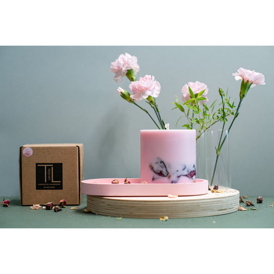 Hand-made Soy Wax Candle with Peony Scent