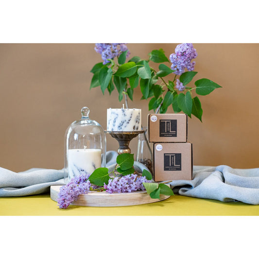 Hand-made Soy Wax Candle with Lavender Scent - White