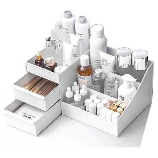 Laatikko kosmetiikalle (valkoinen)