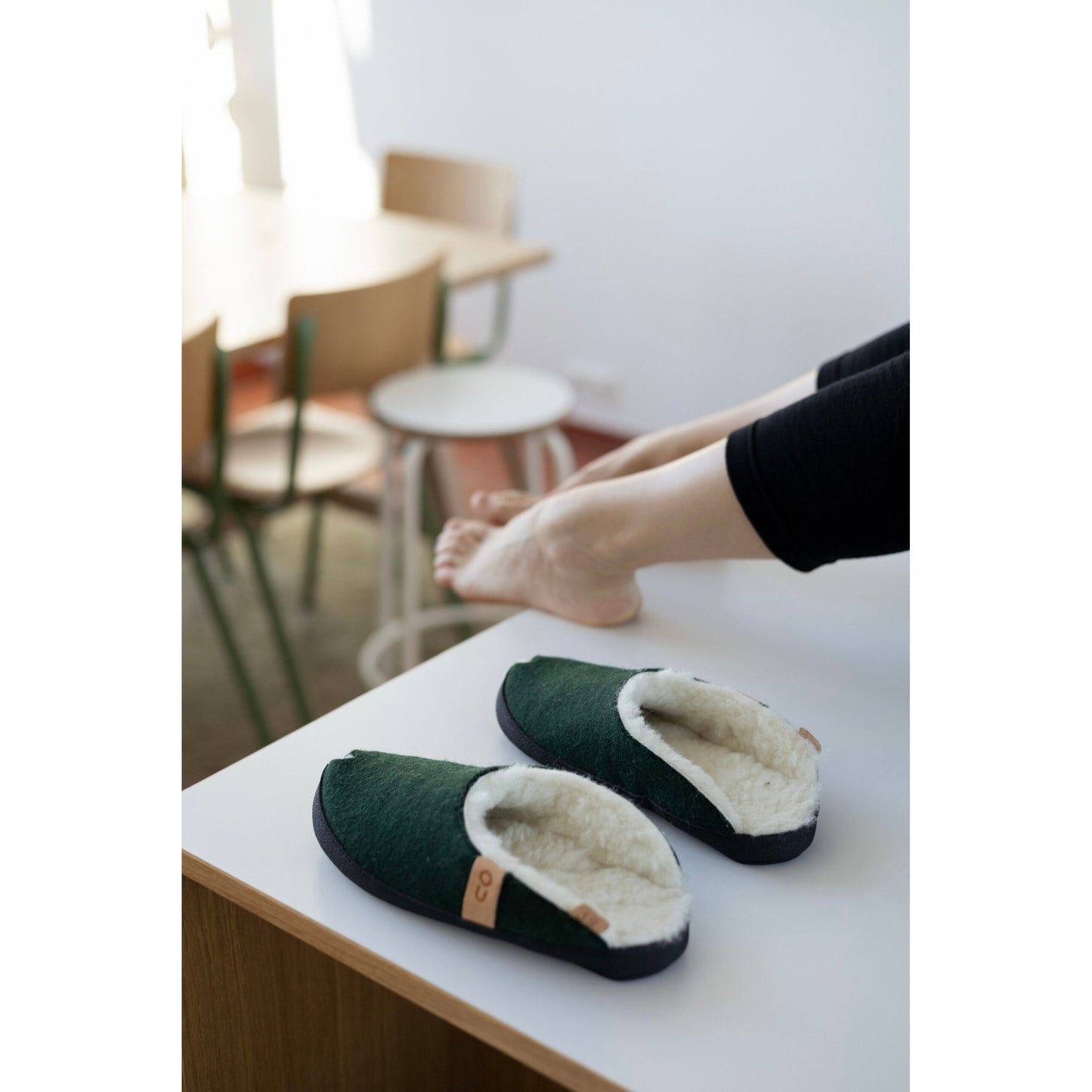 TOKU Brussels Slippers with Lambswool - Dark Green