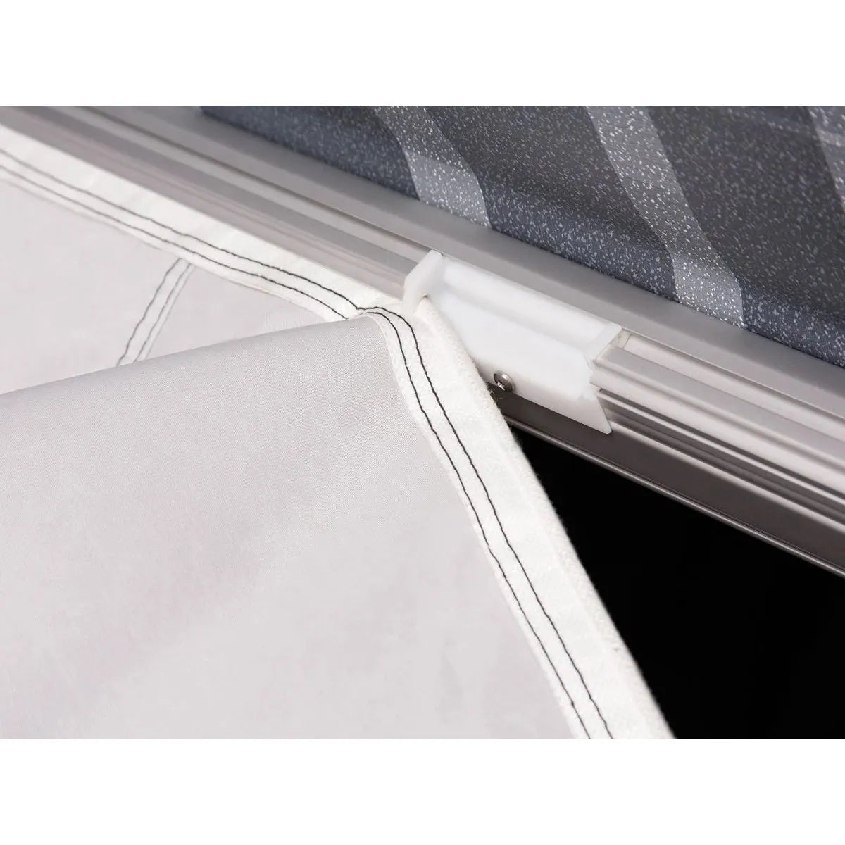 markiisiteltta-thule-panorama-5200-300-cm-Kotikauppa