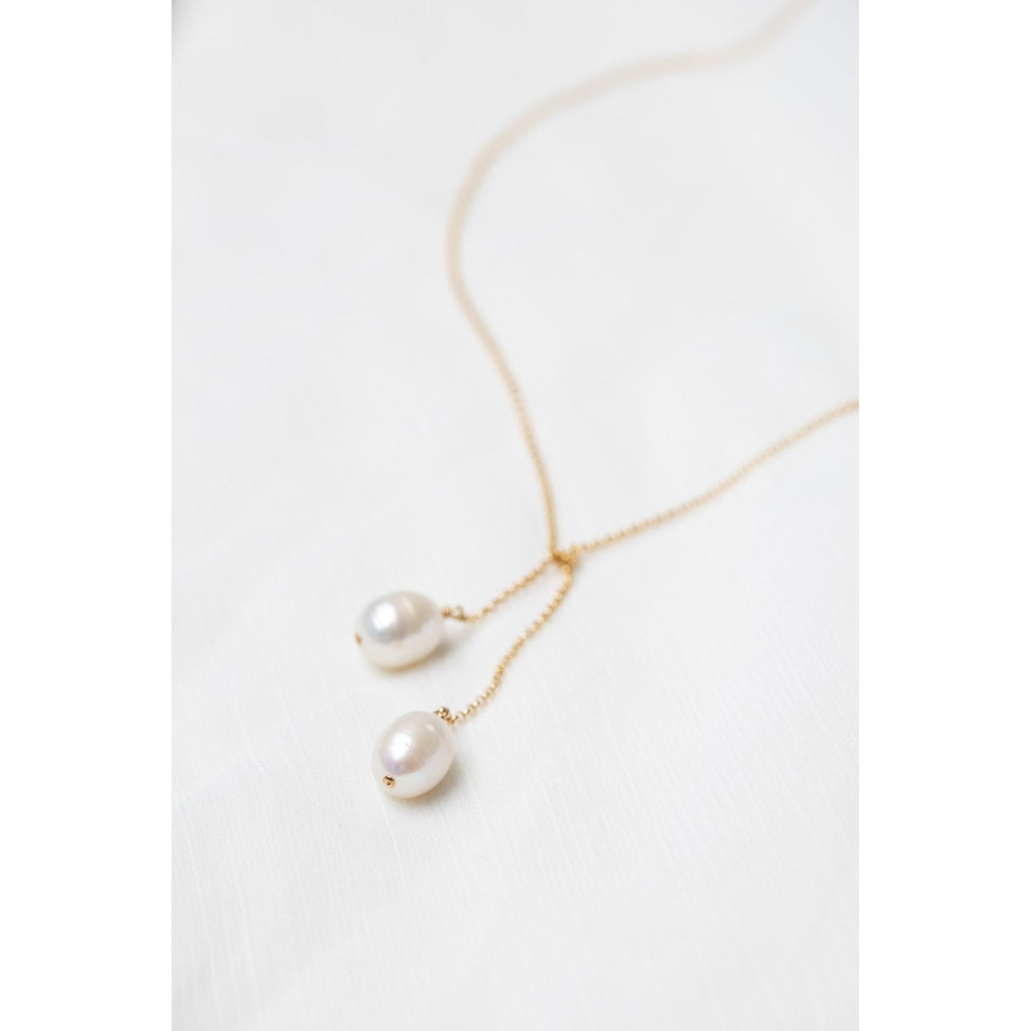 TIED TO COCO - Pearl