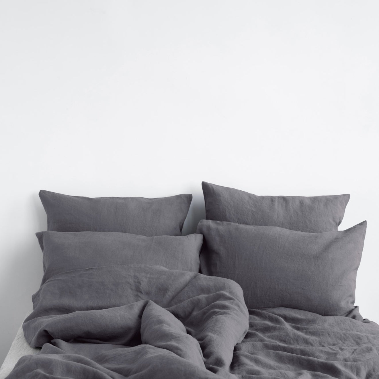Pellava pussilakanasetti - Dark Grey (Parivuode) - Linen Tales