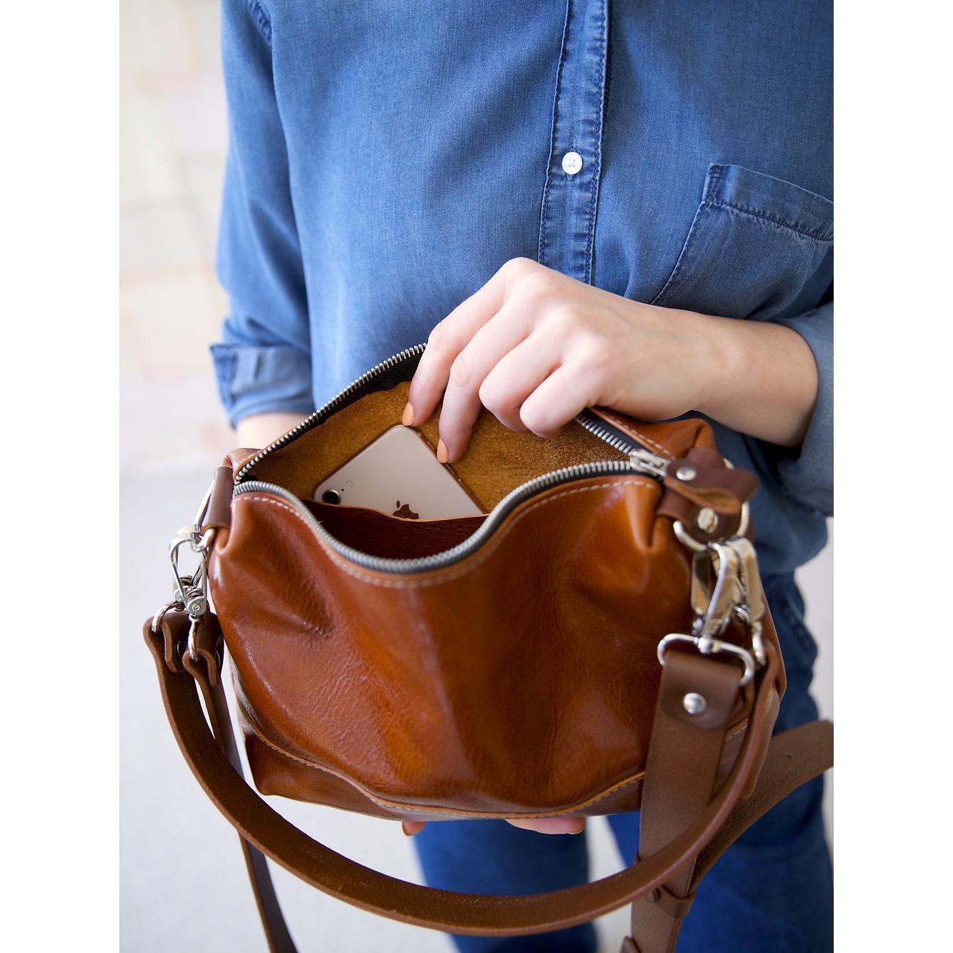 ROBIN Leather Handbag with Two Handles - Ginger Brown