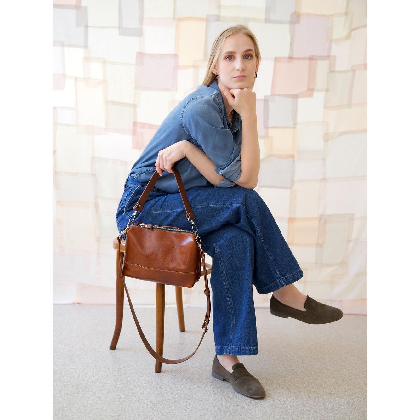ROBIN Leather Handbag with Two Handles - Ginger Brown
