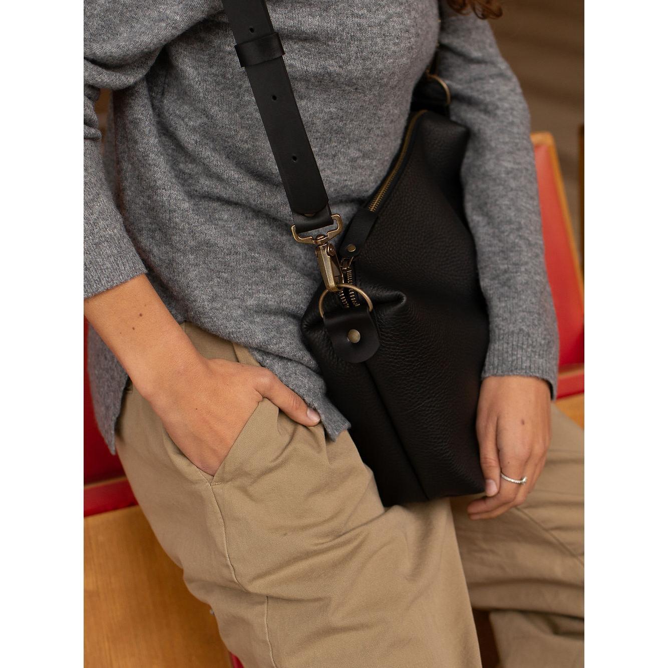 ROBIN Leather Handbag Large - Black