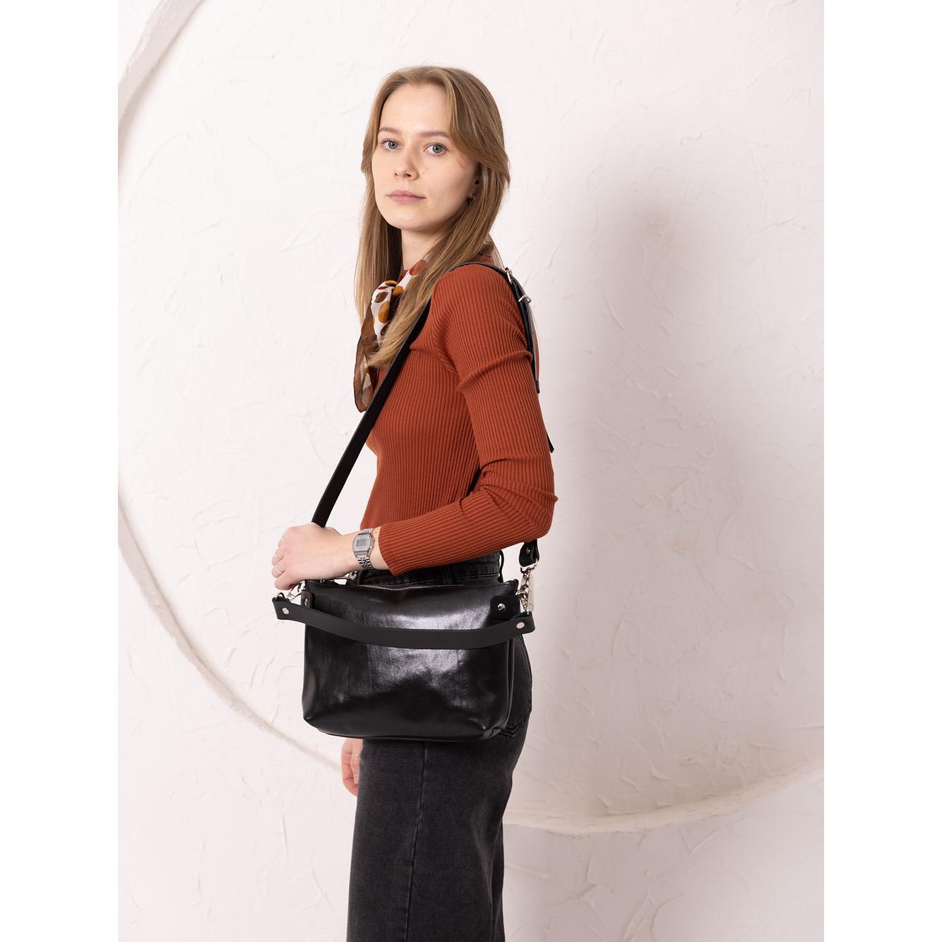 TOMMY leather bag with two handles - Black