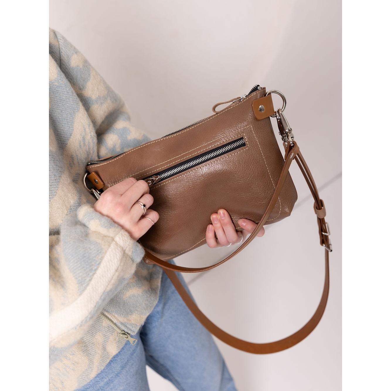 TOMMY Leather Bag with Two Handles - Cappuccino