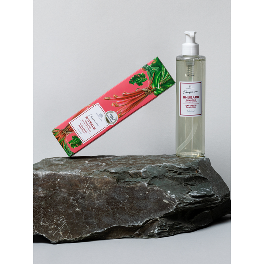 Rhubarb Shampoo With Aloe Extract - 250 ml
