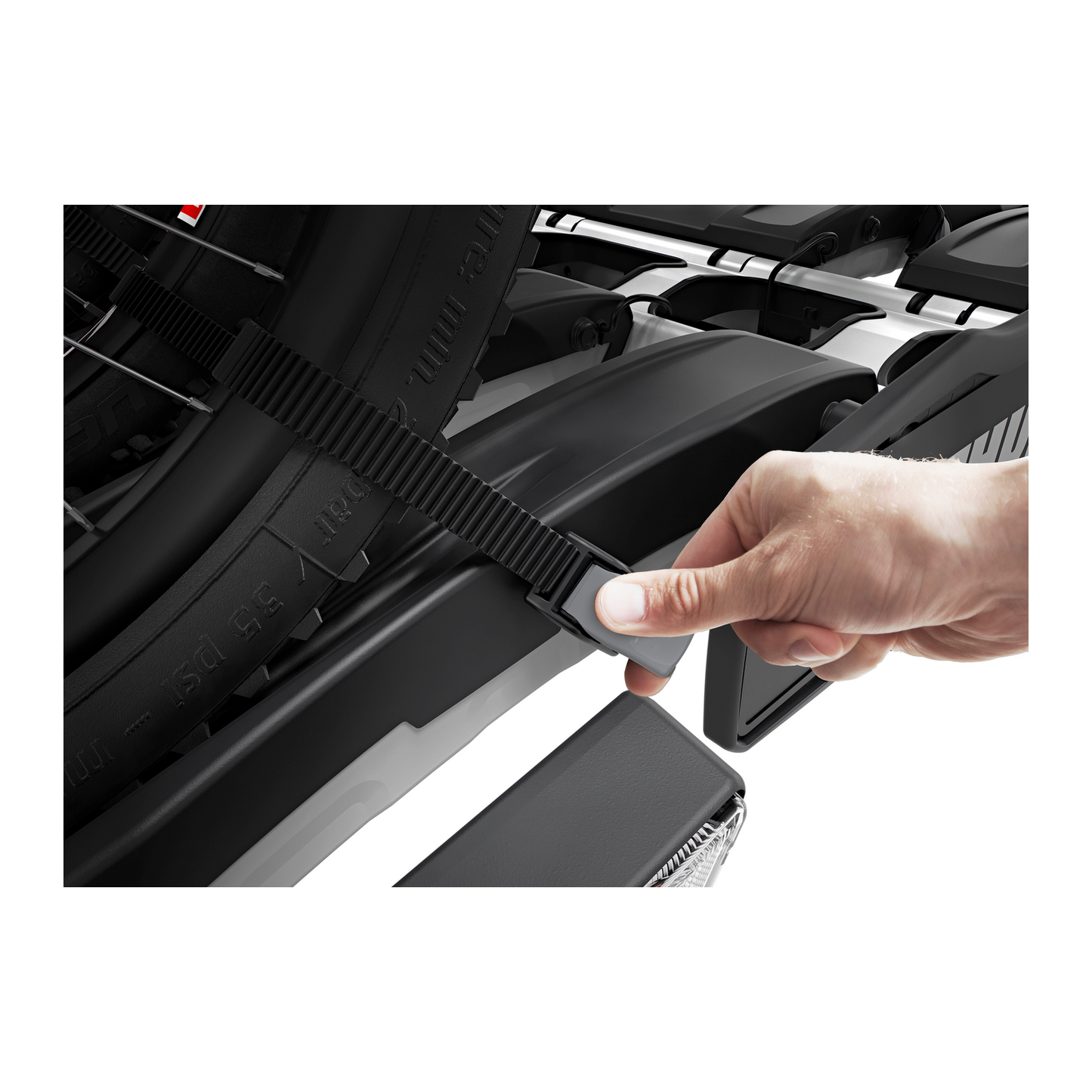 Thule EasyFold XT 3 -pyöräteline kolmelle pyörälle