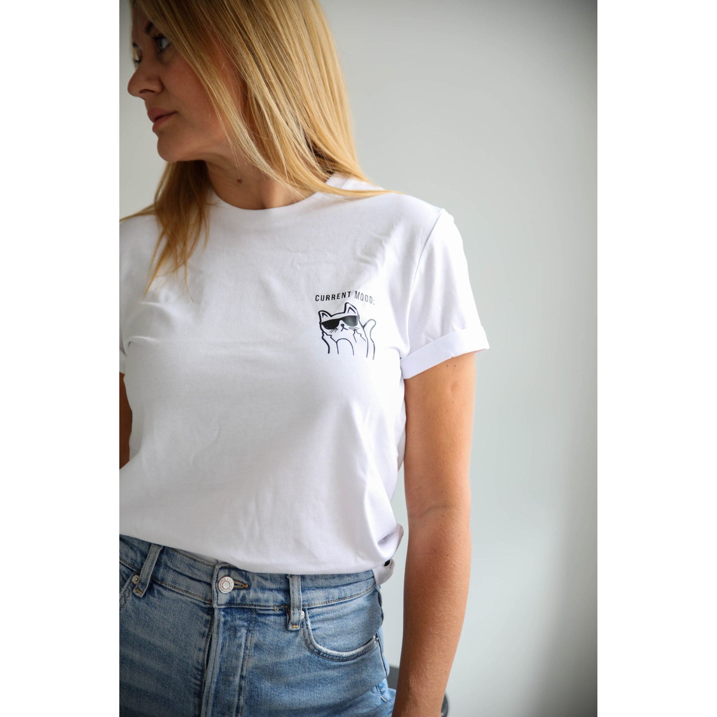 Current Mood T-Shirt With Kitty