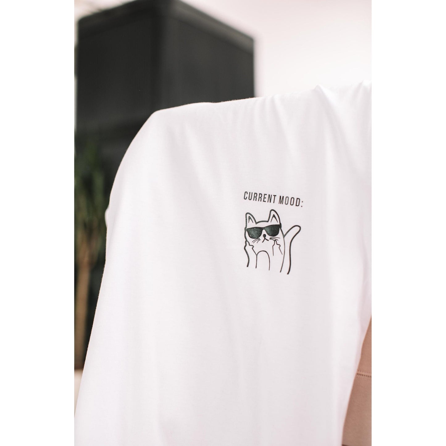 Current Mood T-Shirt With Kitty