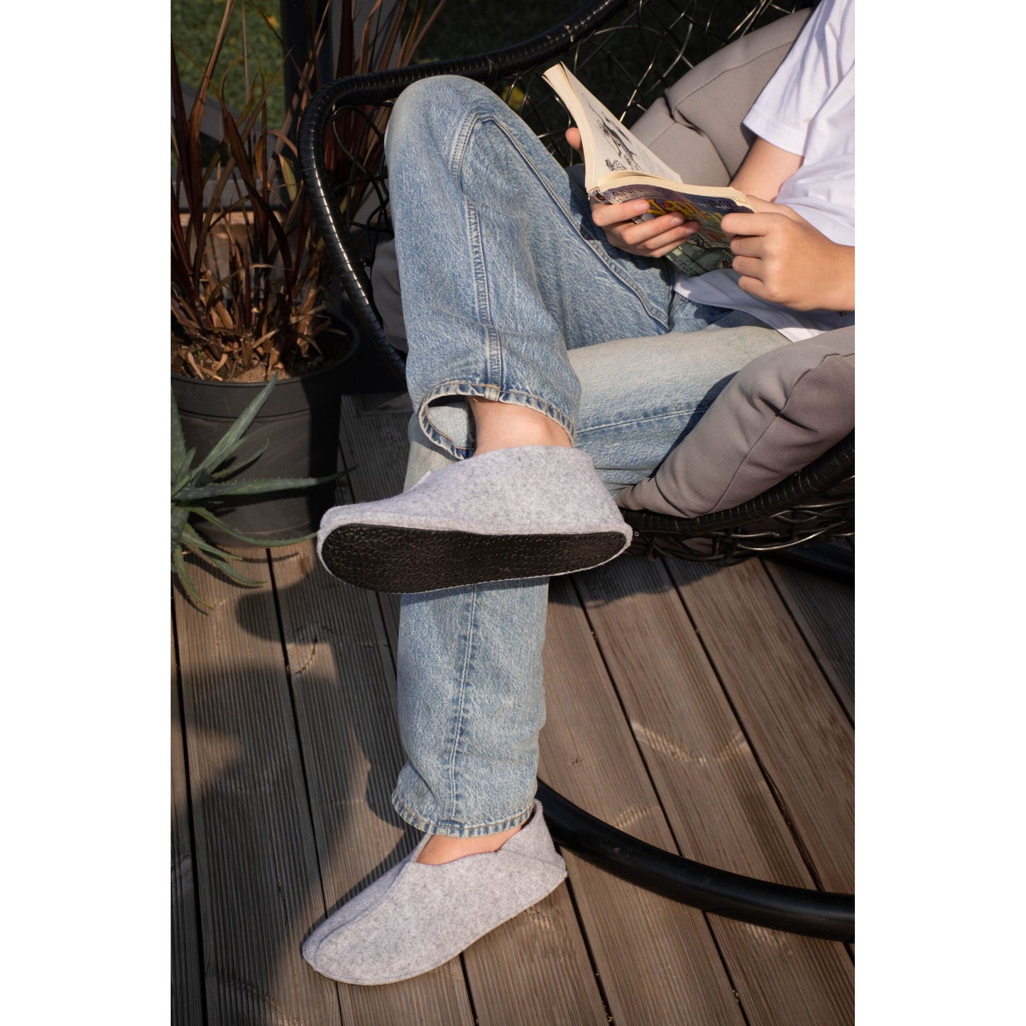Tohkri Unisex Slippers - Grey