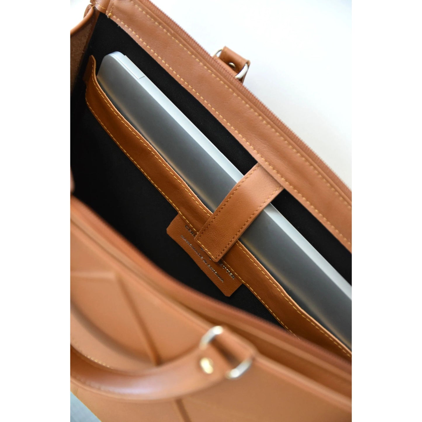 FACET handbag - Caramel Brown