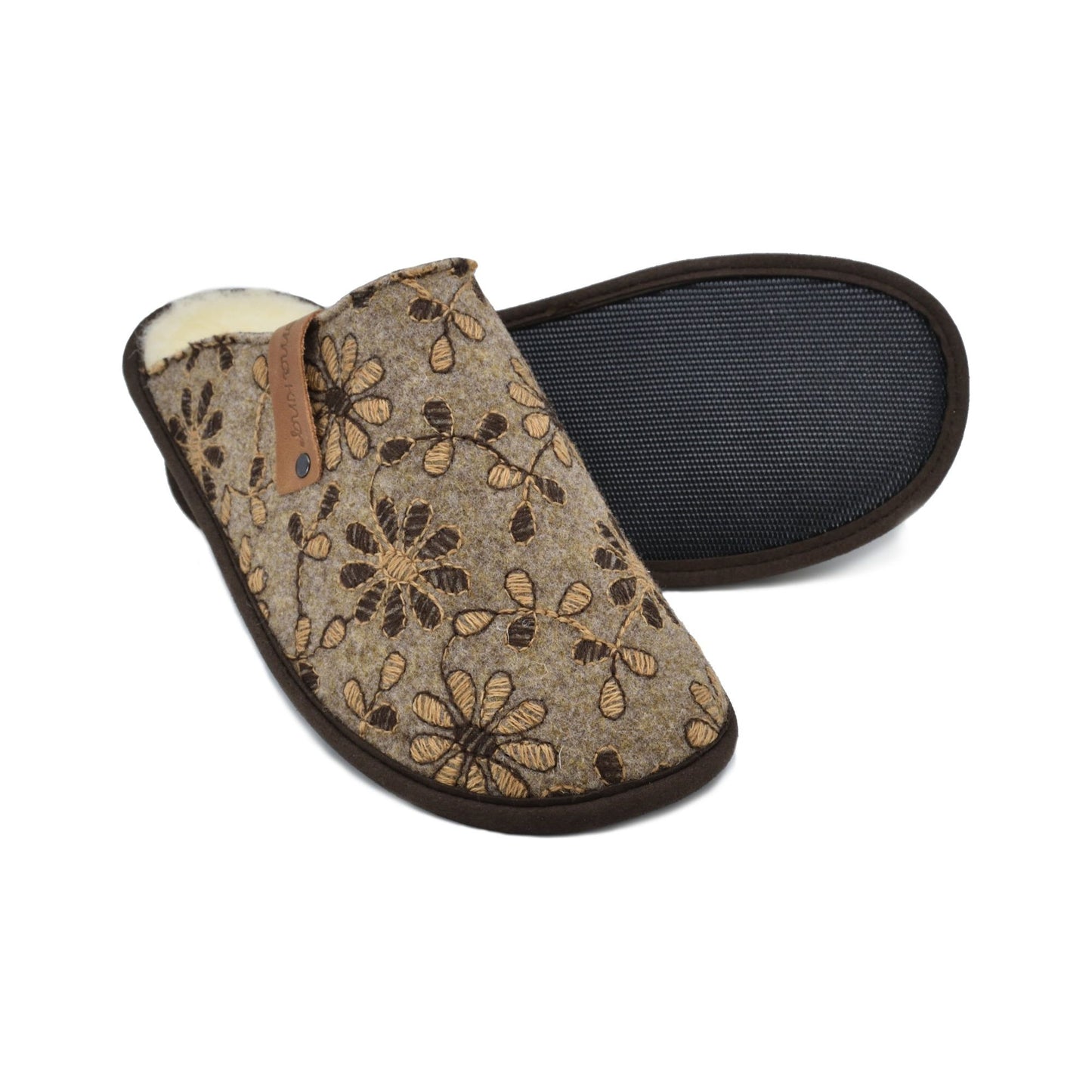 Jugu Slippers with Natural Felt and Wool - Floral Pattern v2