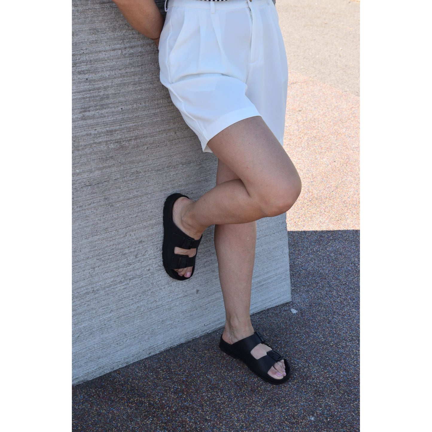 Meeliku Sandals - Black