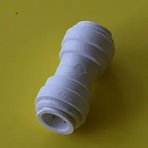 Jatkoliitin 12mm kovalle putkelle Jatkoliitin 12mm | 0700612 |  | Kotikauppa |