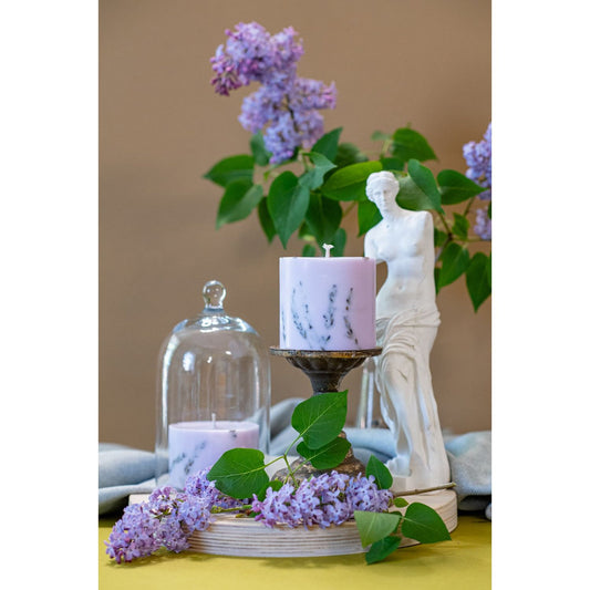 Käsintehty soijavahakynttilä laventelin tuoksulla - violetti