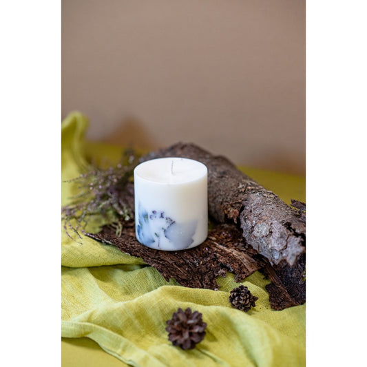 Käsintehty soijavahakynttilä metsän tuoksulla - Valkoinen