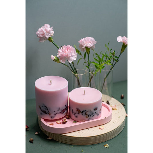 Käsintehty soijavahakynttilä pionin tuoksulla