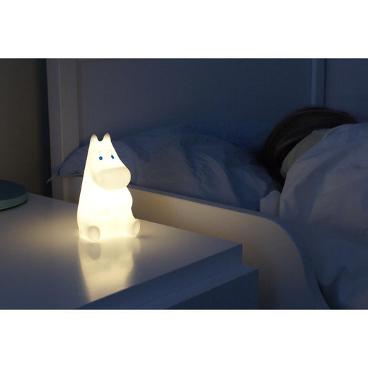 Yövalo Muumi S rasiassa