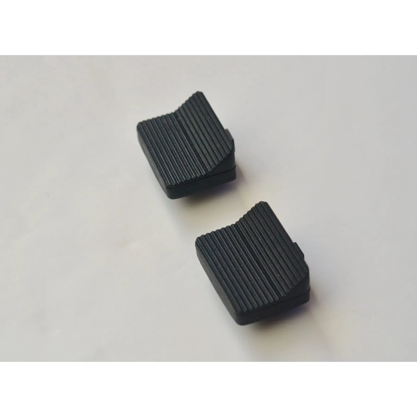 Pehmuste Aero V Pads, 2 kpl, Milenco | 3186 | | Kotikauppa |