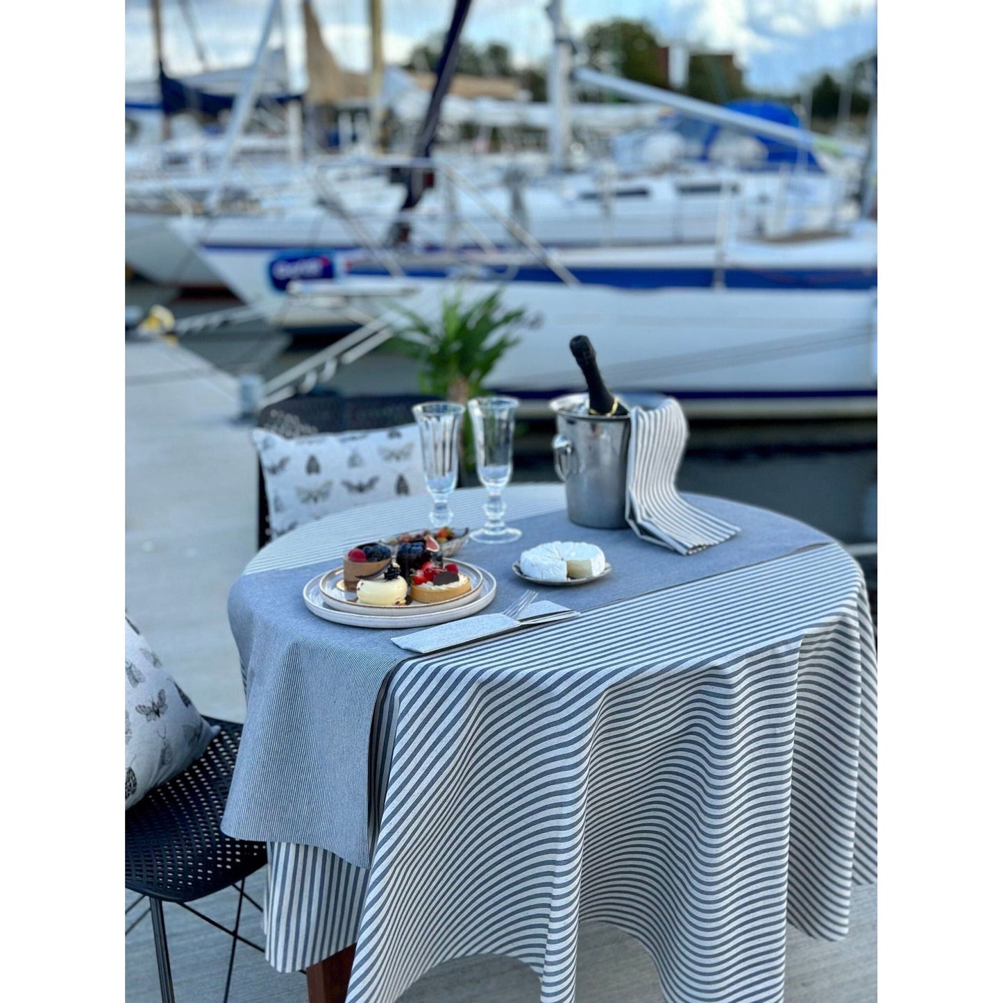 Round Tablecloth, Recycled Fabric - Nord 1 - Kotikauppa