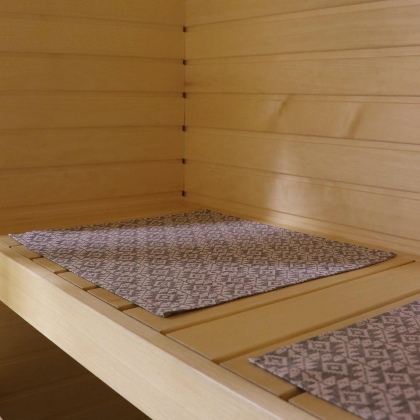 Sauna bench seating pad 45 x 50 cm - Hiiumaa fly pattern - Kotikauppa