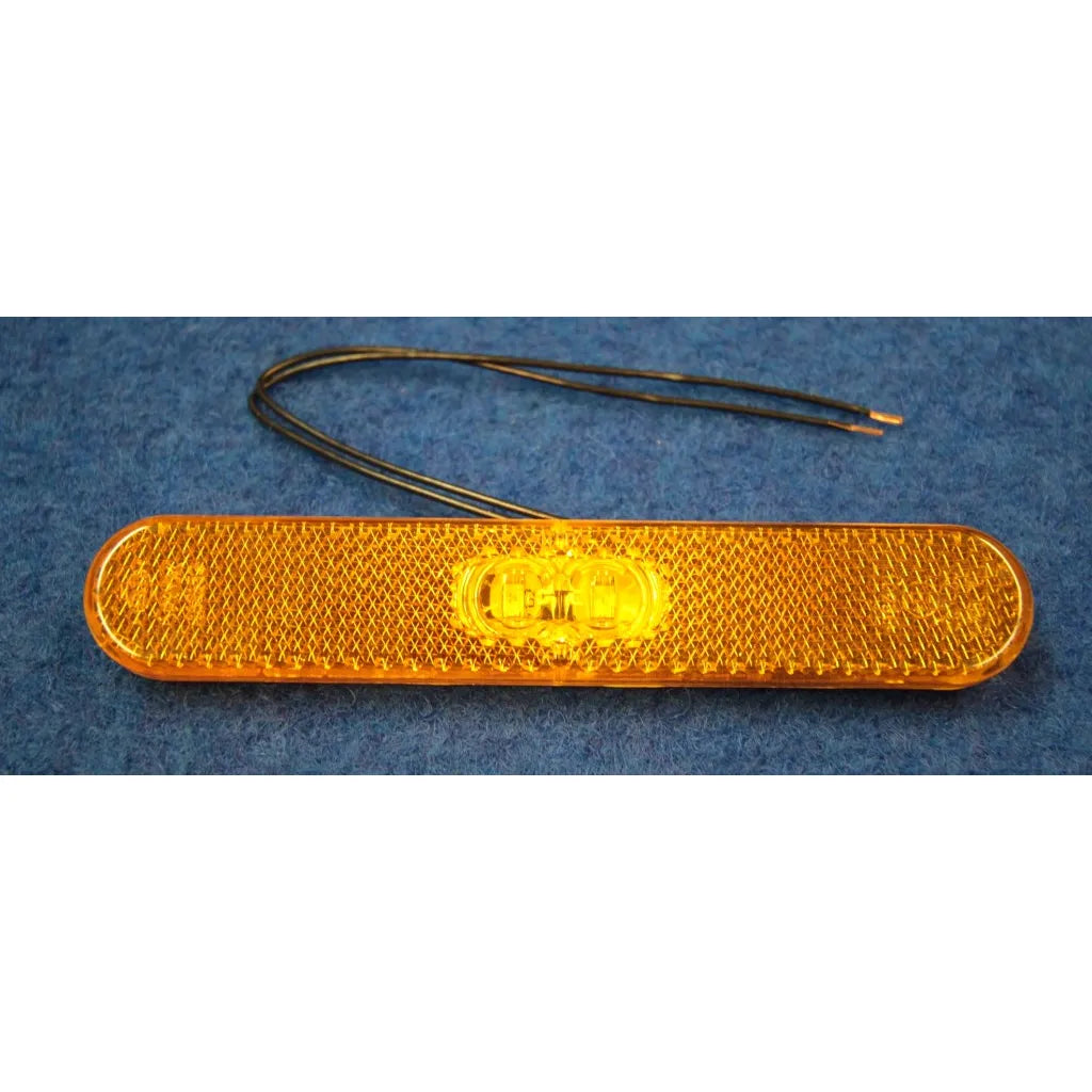 Sivuvalo led keltainen 12v Hella sivuvalo tarrakiinnitys 12v 195mm johto - Kotikauppa-0900815-4082300288902