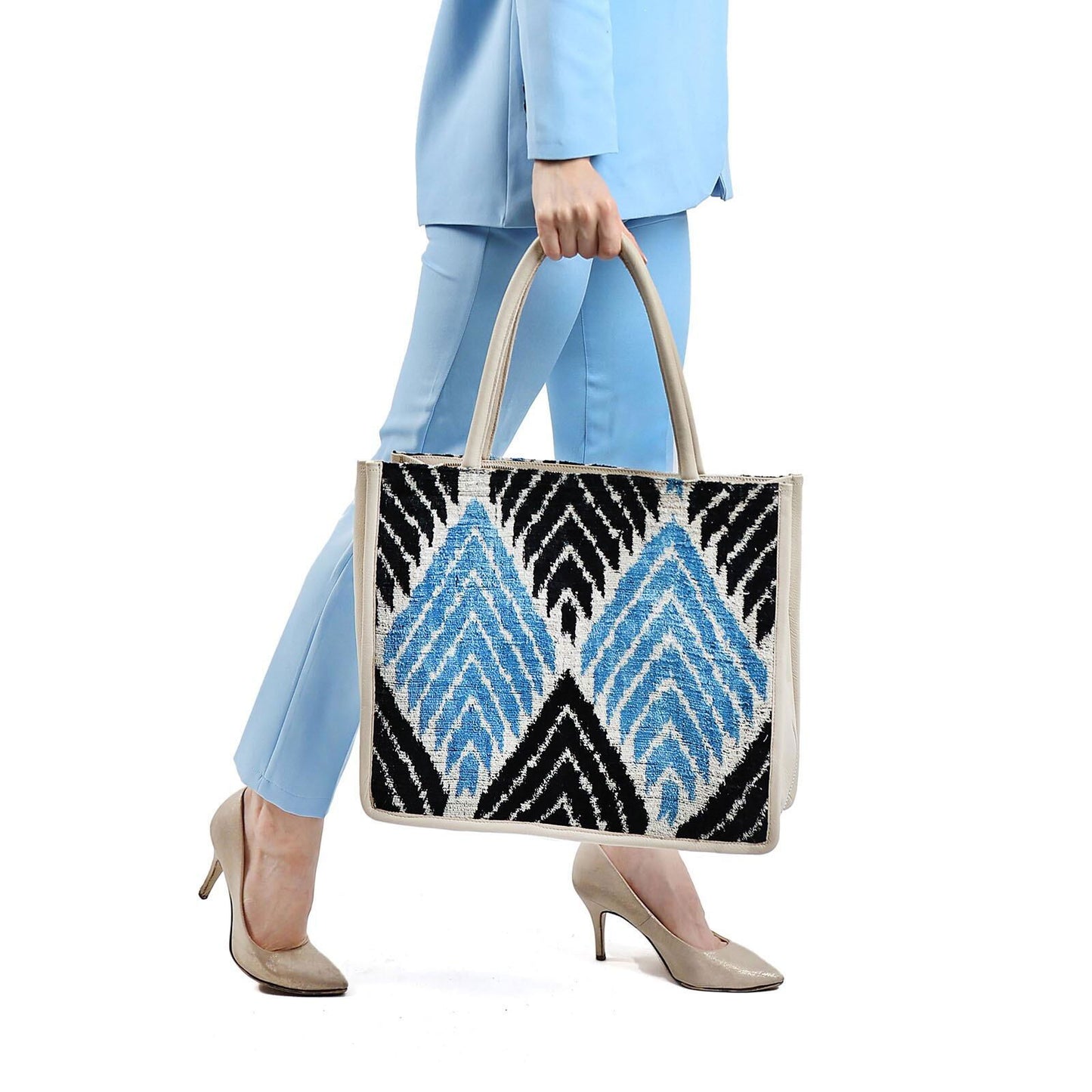 Suuri olkalaukku Lena (nahkaa ja silkkiä) - Kotikauppa