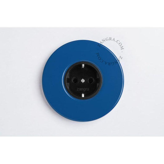 Uppoasennettava pistorasia IP20 (metallinen, musta keskiö) Useita värejä - Kotikauppa