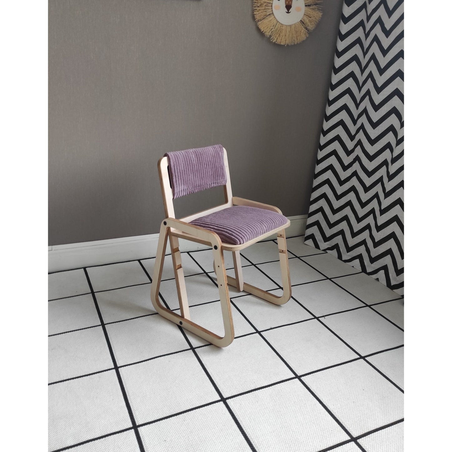 Adjustable Children Montessori Table and Chair Set Julle - Cannon Pink