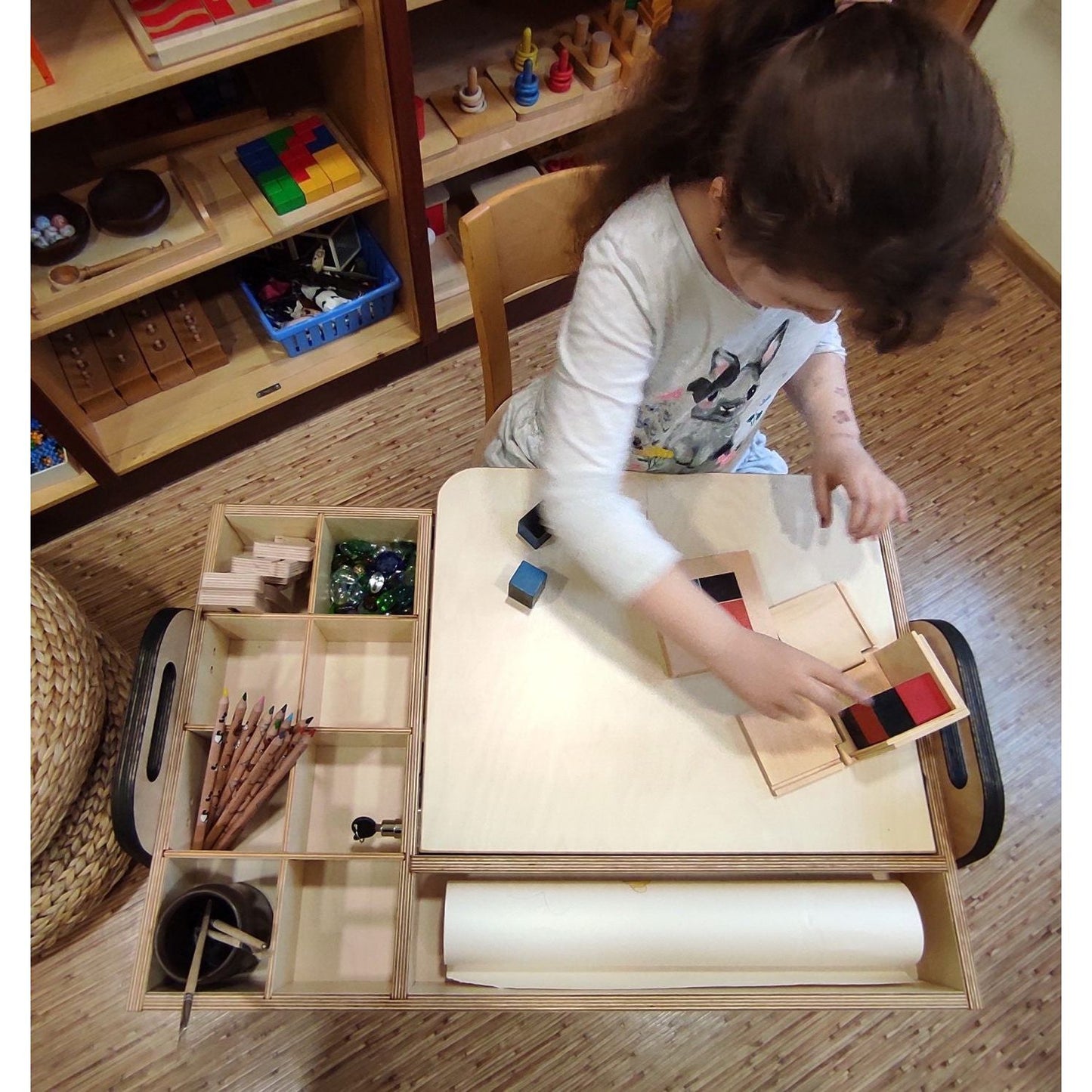 Adjustable Children Montessori Table and Chair Set Julle - Cannon Pink