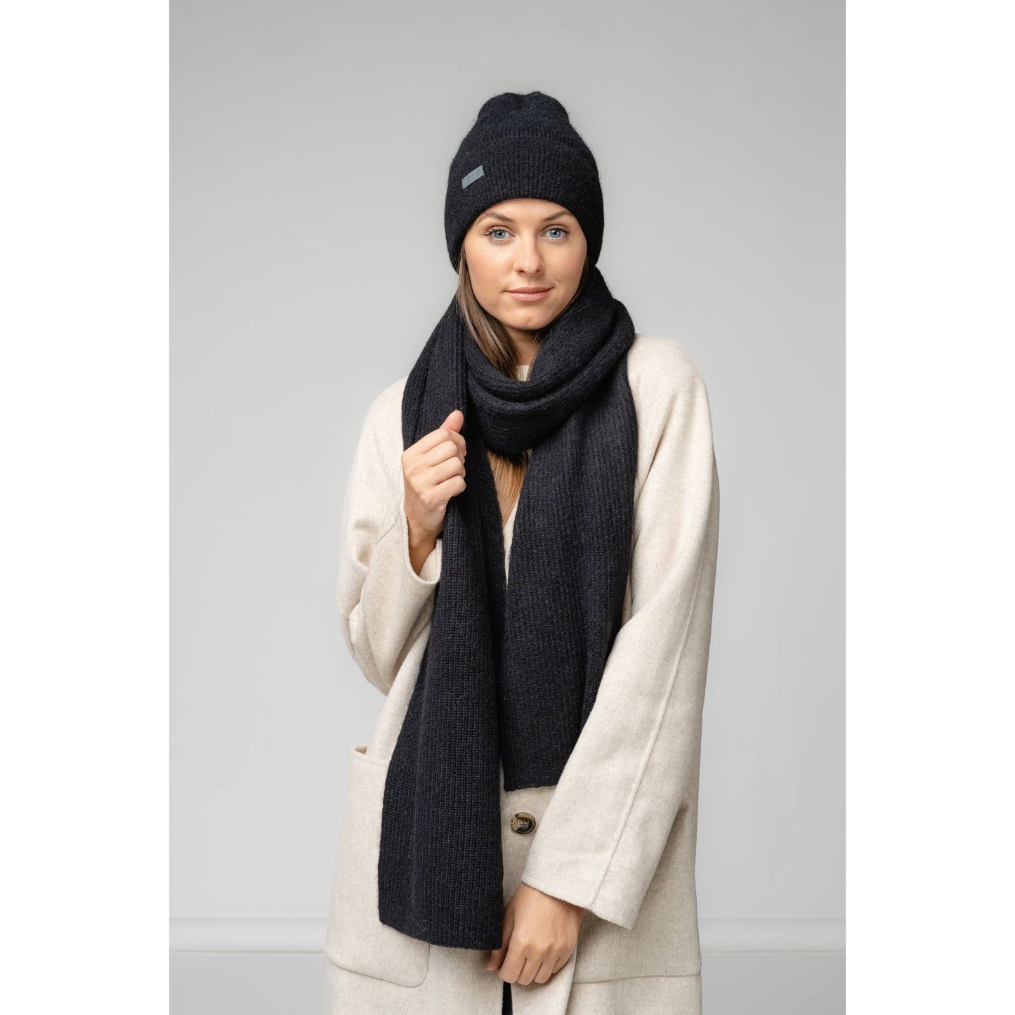 Natural Baby Alpaca and Merino Wool Light Fisherman's Rib Scarf