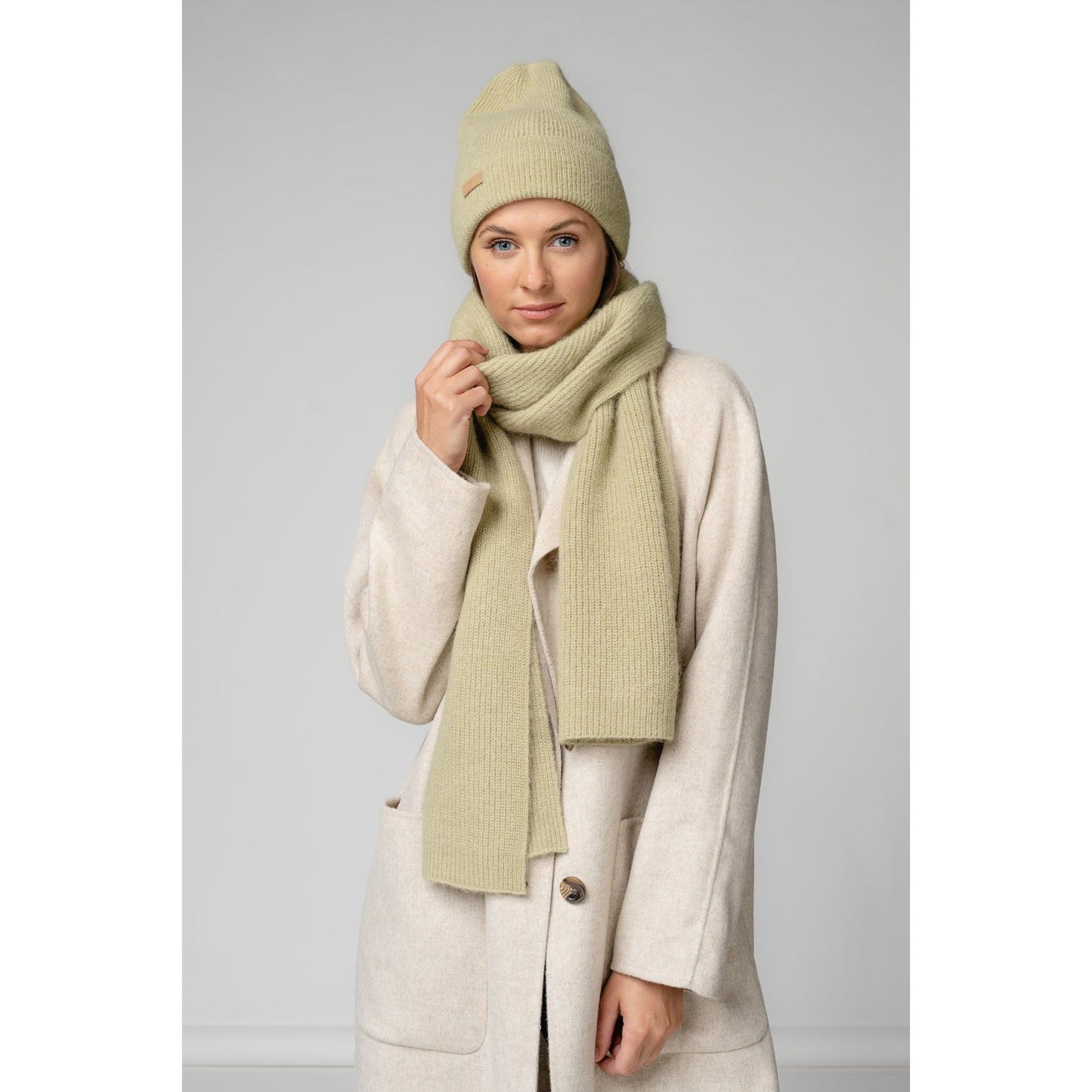 Natural Baby Alpaca and Merino Wool Light Fisherman's Rib Scarf