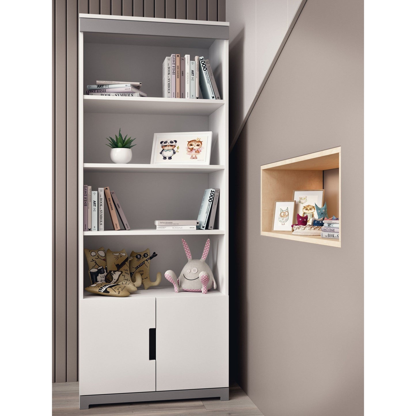 Bookshelf Tomi
