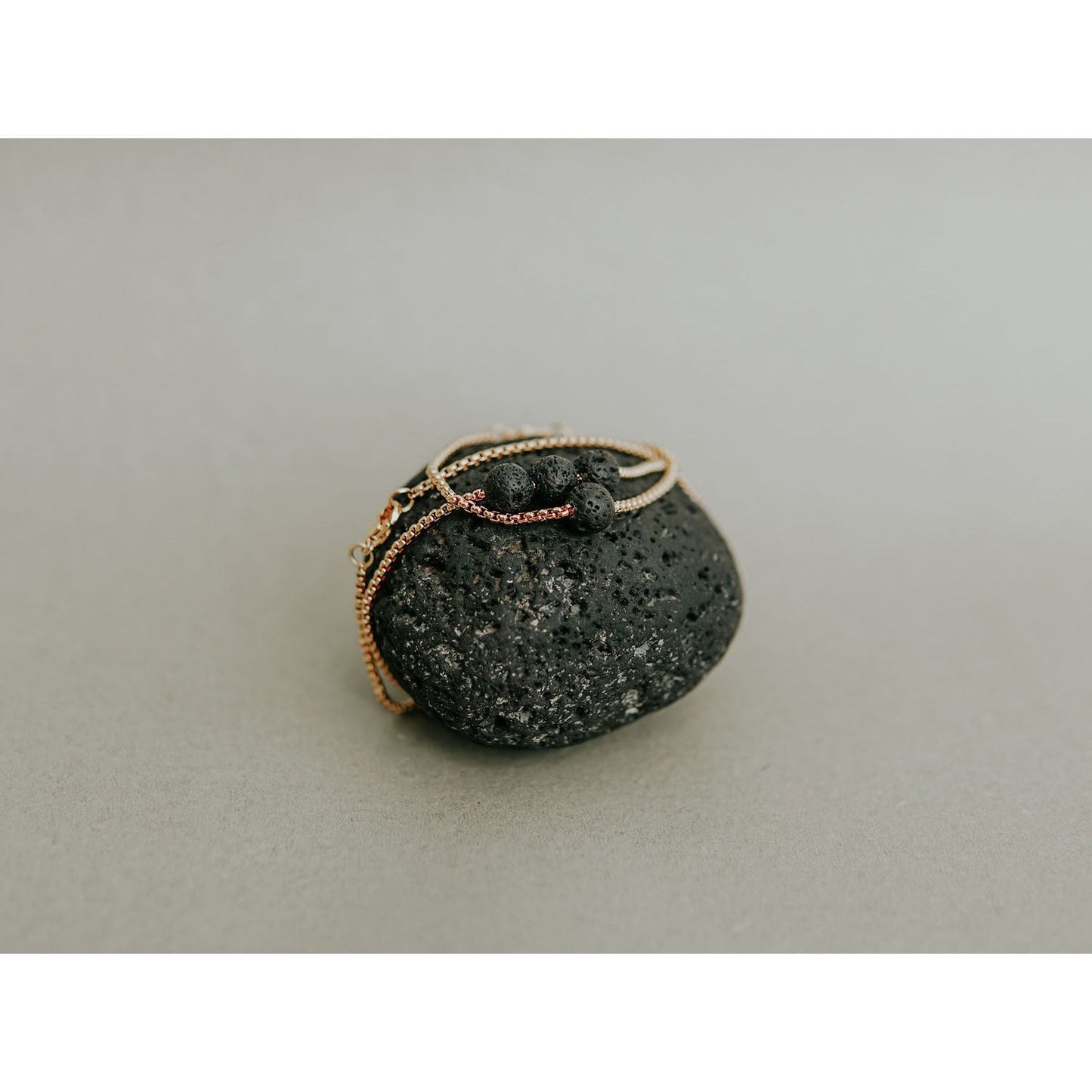 Diffuser Set, Necklace and Bracelet - Black Lava