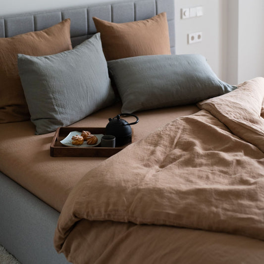 Pellavainen muotoonommeltu aluslakana Camel (Yhden hengen) - Linen Tales