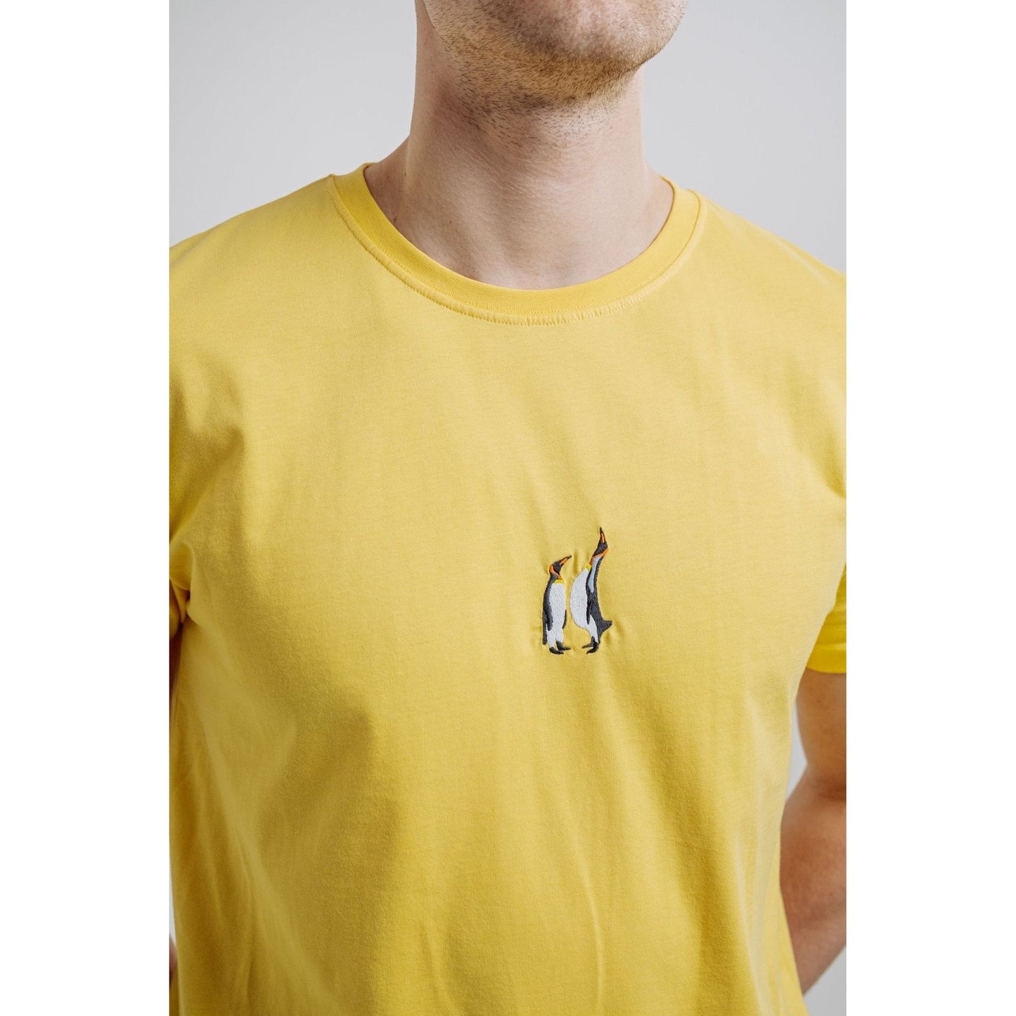 Emperor Penguin T-shirt - Yellow