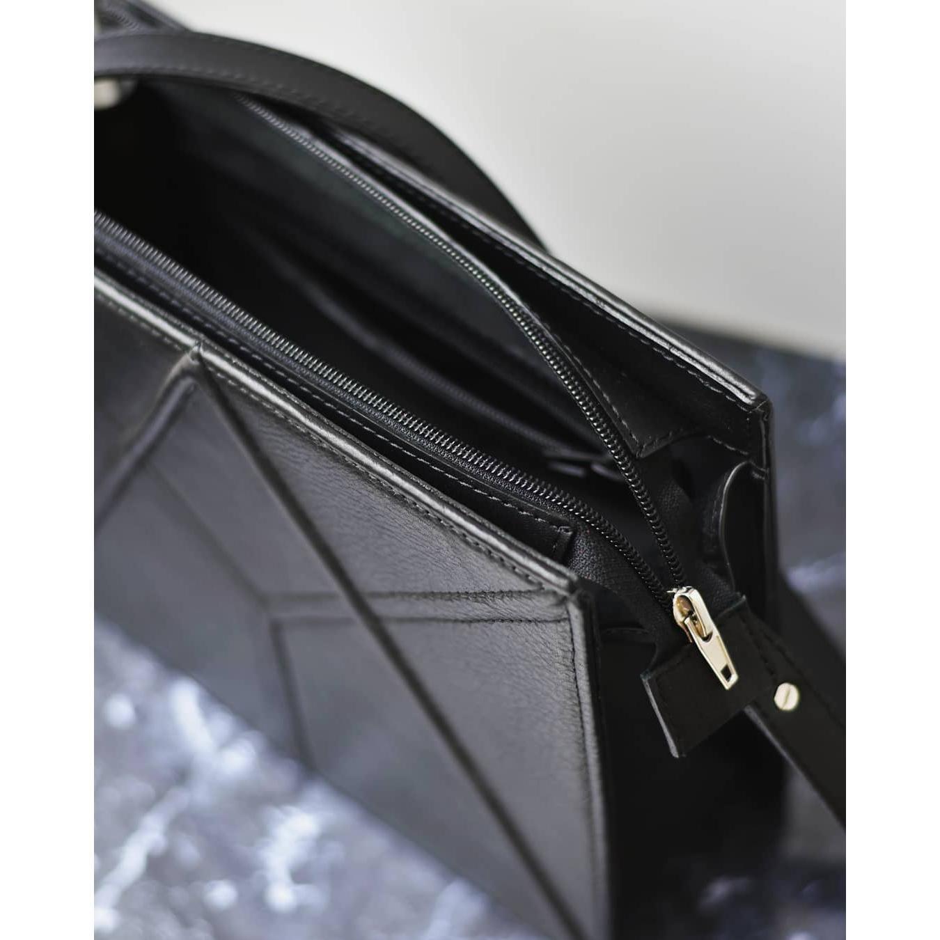 FACET shoulder bag