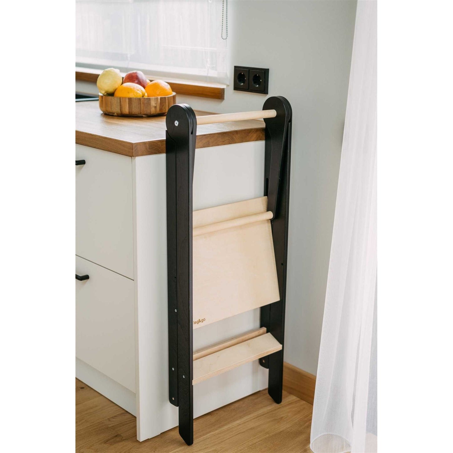 Foldable Kitchen Tower With Removable Rail