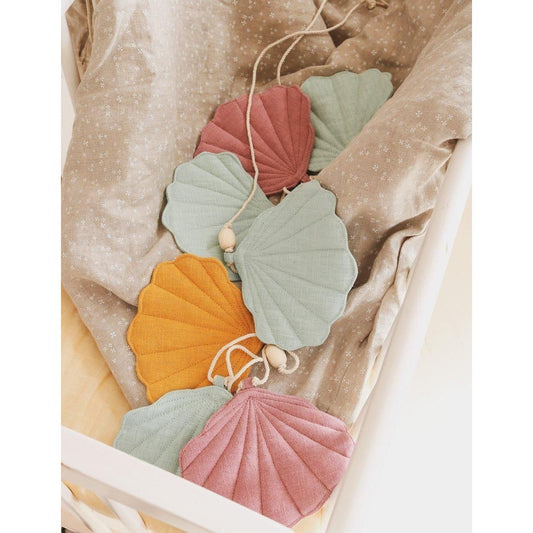 Shell Garland - Summerwind