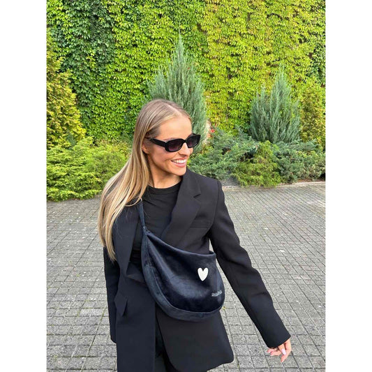 Hobo Bag Heart - Black