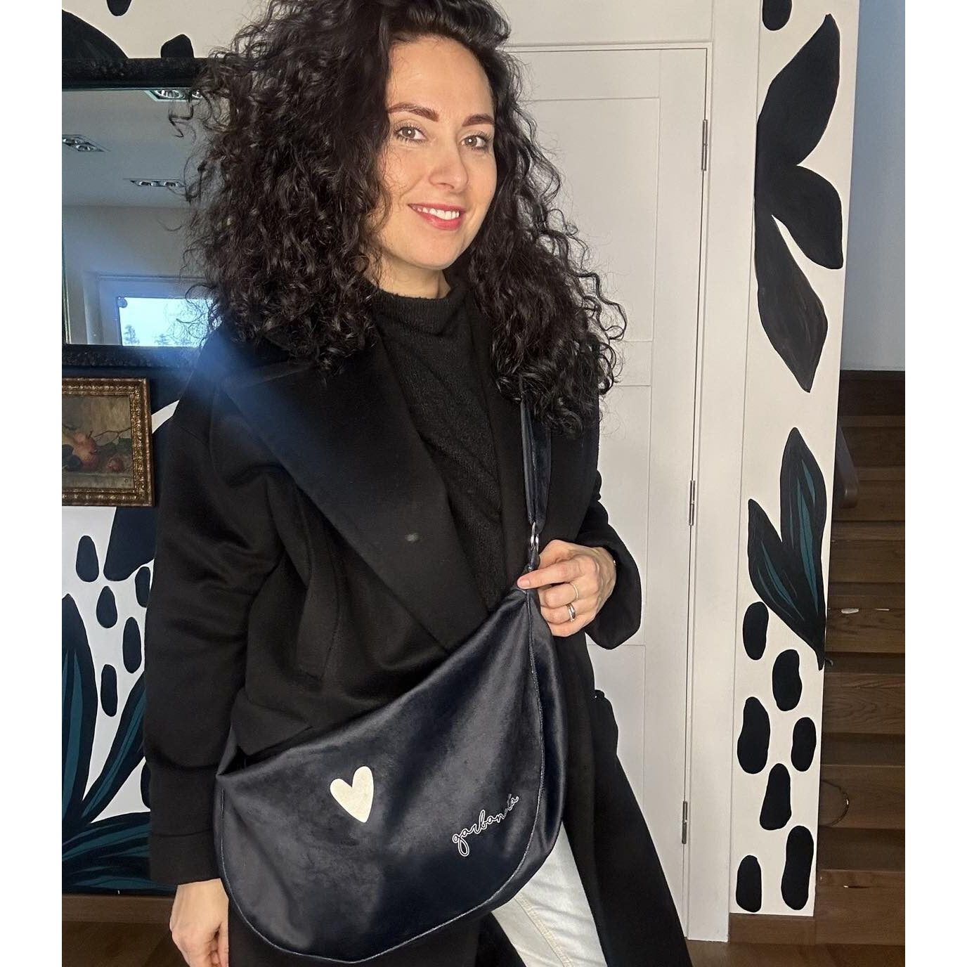 Hobo Bag Heart - Black