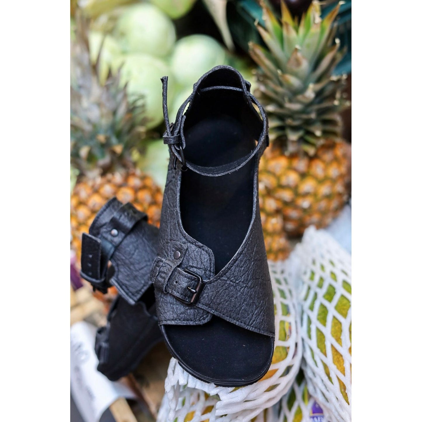 TOKU Athens Vegan Sandals - Black