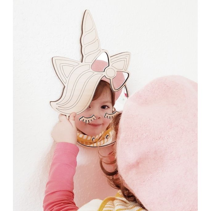Kids Room Unicorn Mirror – Child-Friendly Acrylic & Wood